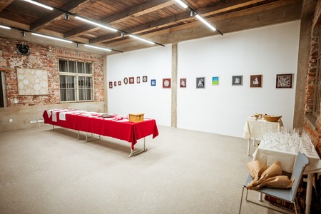 Klekljane čipke Rezke Kordež in Sekcije Lipa Ravne pri Društvu klekljaric Koroške  odprtje občasne razstave (27)